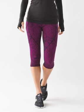 LULULEMON Outrun 17 Crop Run Legging Antique Paisley Deep Fuschia Pink Black 4